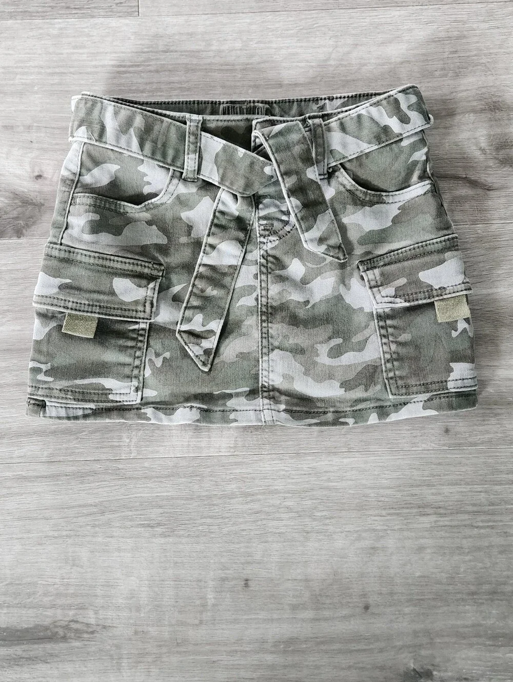 Justice Girls Green | Belted Camo Skirt Size 7 Years Excellent Condition